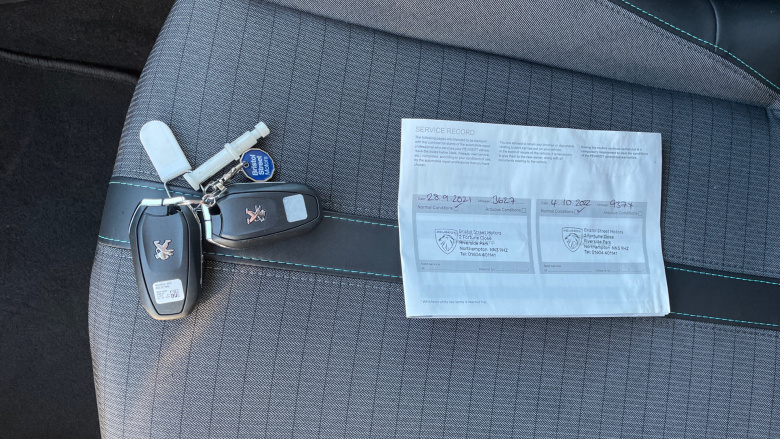 Peugeot 208 1.2 PureTech 100 Allure 5dr EAT8 Petrol Hatchback